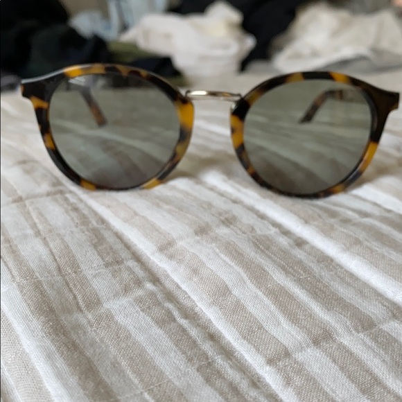 Madewell Accessories - Madewell sun glasses